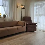Cozy & Stylish Half-house In The Heart Of