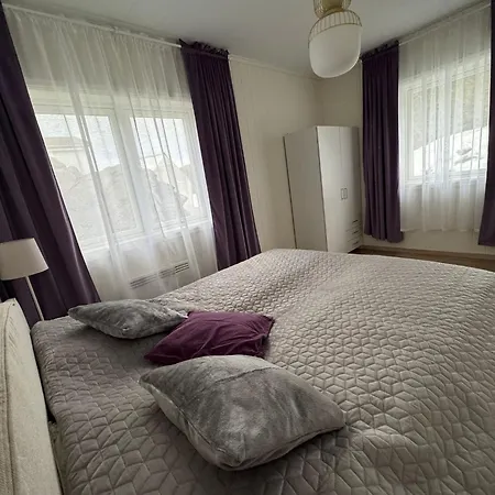 Cozy & Stylish Half-house In The Heart Of Appartement *