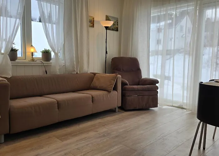 Cozy & Stylish Half-house In The Heart Of